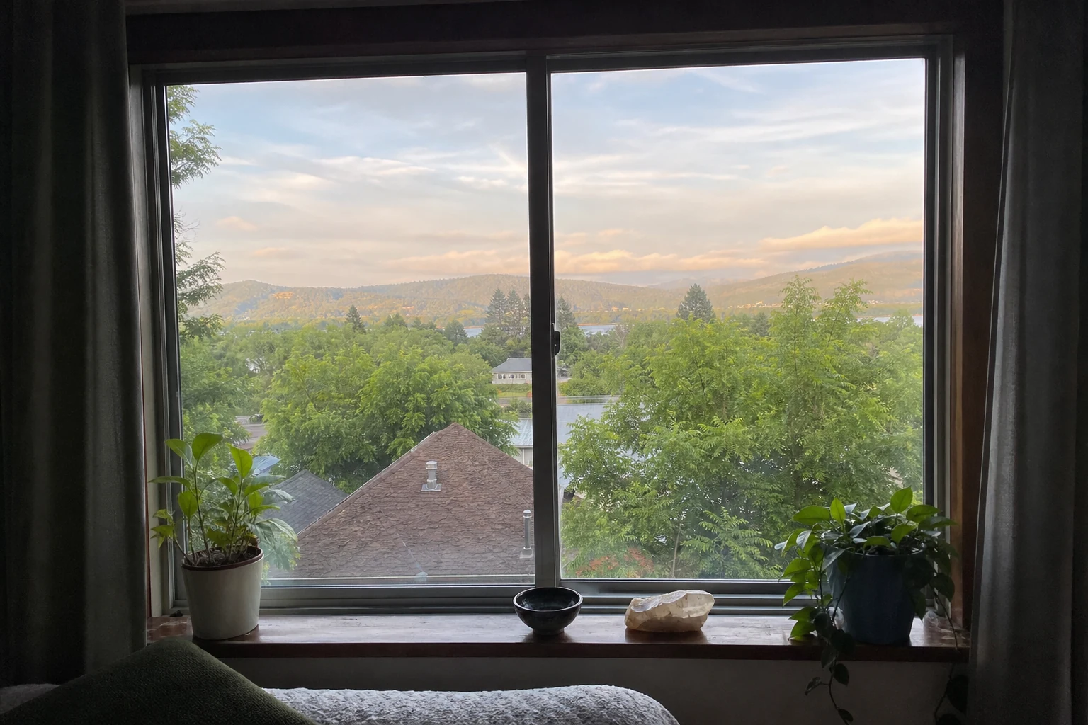 Shared version of What's in your window view that you usually miss?